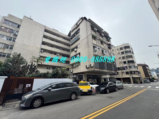 西區大樓法拍-4