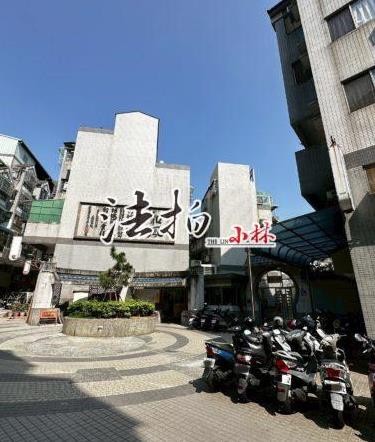 東區法拍透天-1
